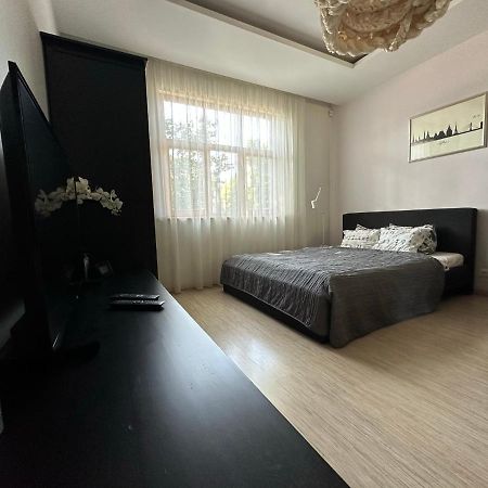 Studio Apartment In Private House Ρίγα Εξωτερικό φωτογραφία